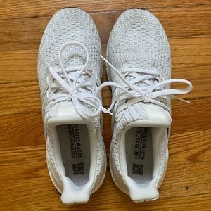 Adidas Ultraboost 4.0 Running Sneakers Womens Size 7.5